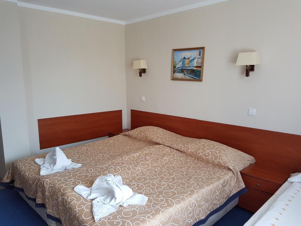 Guest House Markovi Ravda Buitenkant foto